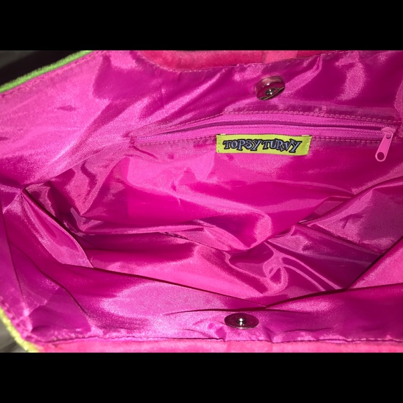 Statement Retro Handbag - Picture 3 of 3